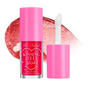 ✨ Too Faced Kissing Jelly Gloss – Cherry Pie - BNIB 🎀